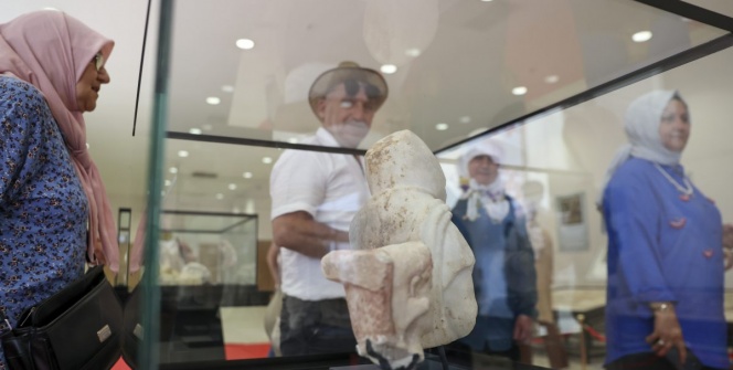 Hatay Arkeoloji Müzesinin Zeugma Mozaik Müzesinde sergilenen eserleri ilgi çekiyor