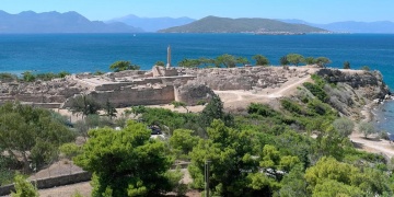 Egine Adasındaki arkeoloji kazılarında 3600 yıllık mor boya atölyesi bulundu