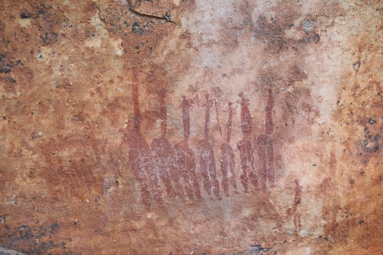 Güney Afrika Cumhuriyeti'nin Cederberg Dağı'ndaki binlerce yıllık mağara resimleri,