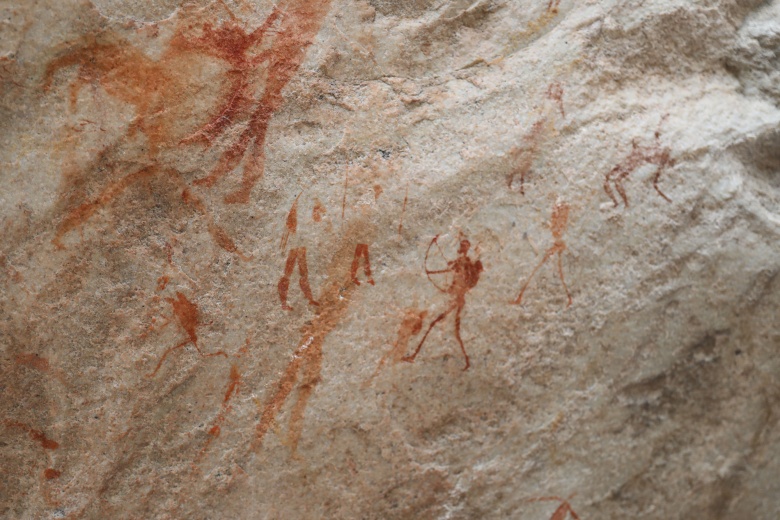 Güney Afrika Cumhuriyeti'nin Cederberg Dağı'ndaki binlerce yıllık mağara resimleri,