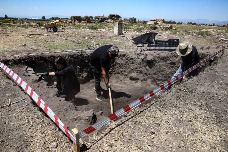 Adana'daki arkeoloji kazılarına Halife Harun Reşid'in Anadolu'da yaptırdığı cami bulundu