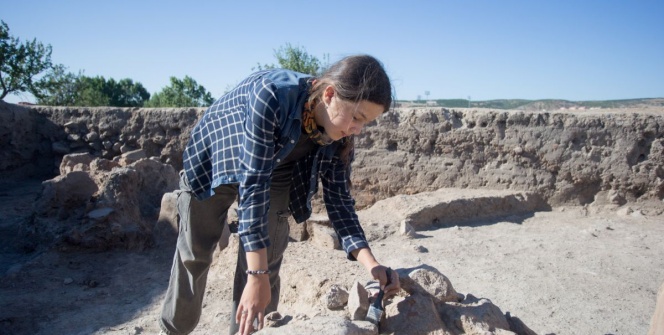 Tavşanlı Höyük amatör arkeologlara kazı deneyimi şansı sunuyor