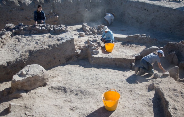 Tavşanlı Höyük amatör arkeologlara kazı deneyimi şansı sunuyor