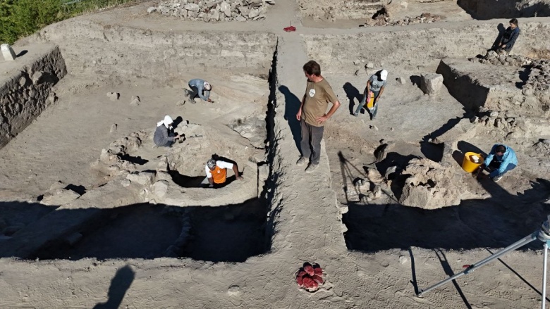 Tavşanlı Höyük amatör arkeologlara kazı deneyimi şansı sunuyor