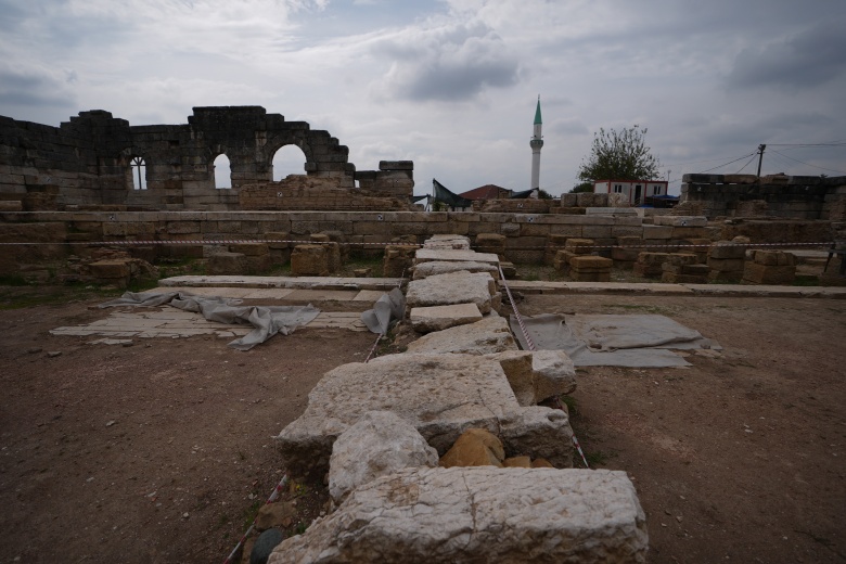 Düzce'deki Prusias Ad Hypium Antik Kenti ziyaretçileri mest ediyor