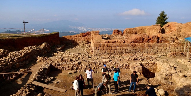 Kurul Kalesi arkeoloji kazıları 15 yıldır sürüyor