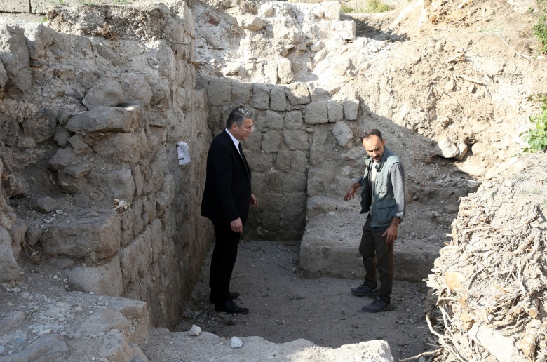 Bitlis Kalesi arkeoloji kazılarında saray anahtarı bulundu!