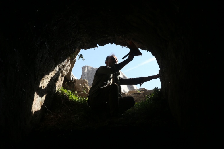 Bitlis Kalesi arkeoloji kazılarında saray anahtarı bulundu!