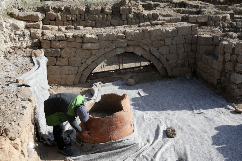 Bitlis Kalesi arkeoloji kazılarında saray anahtarı bulundu!