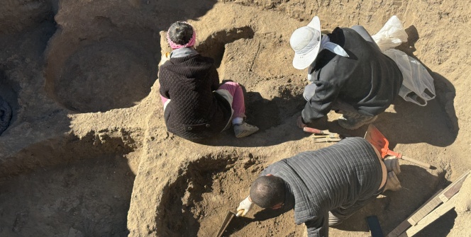 Puruşhandanın arandığı Üçhöyük arkeoloji kazıda silo ile iki mühür baskısı bulundu