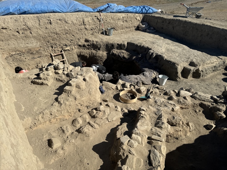 Puruşhanda'nın arandığı Üçhöyük arkeoloji kazıda silo ile iki mühür baskısı bulundu