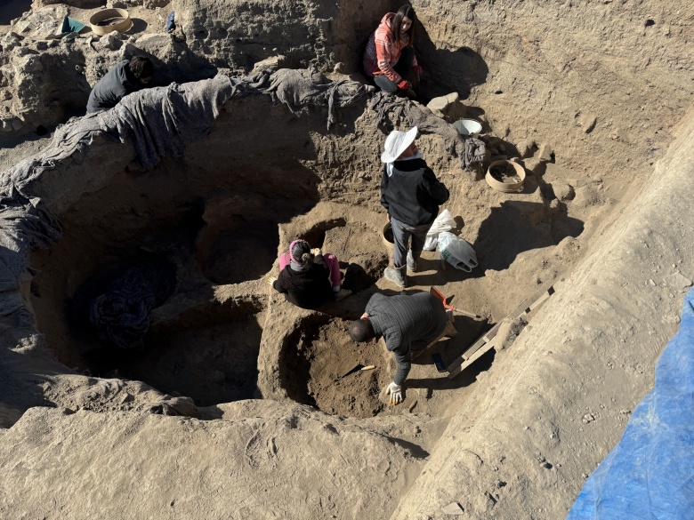 Puruşhanda'nın arandığı Üçhöyük arkeoloji kazıda silo ile iki mühür baskısı bulundu