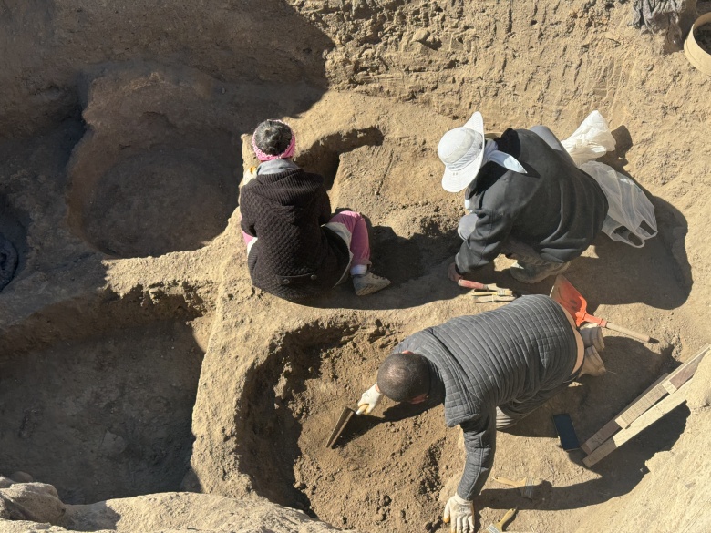 Puruşhanda'nın arandığı Üçhöyük arkeoloji kazıda silo ile iki mühür baskısı bulundu