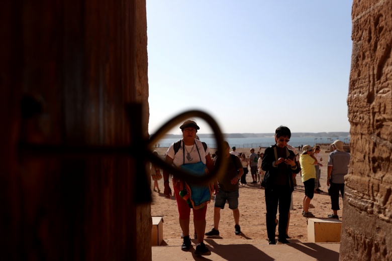 Mısır'daki Ebu Simbel Tapınağı'nda güneş doğuşu heyecanı bir kez daha yaşandı