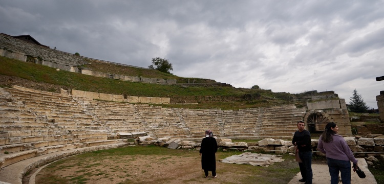 Prusias ad Hypium tiyatrosunun 2025'te ziyarete açılması planlanıyor