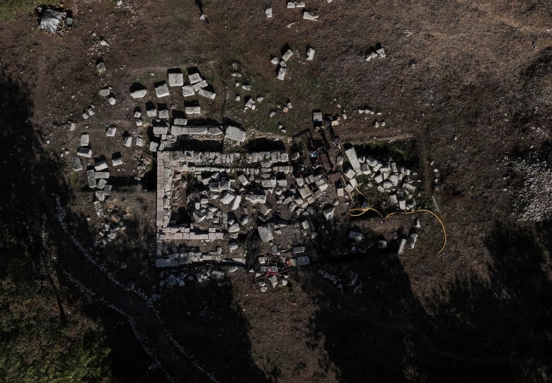 Kız Adası'ndaki Apollon Kutsal Alanında 1900 yıl önceki depremin izleri bulundu