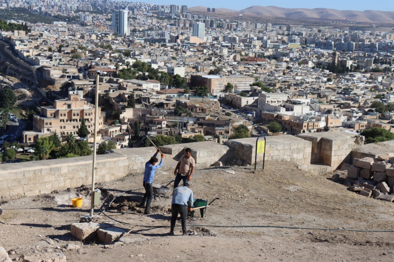 Urfa Kalesi'ndeki arkeoloji kazıları ve restorasyon çalışmalarından güncel görüntüler