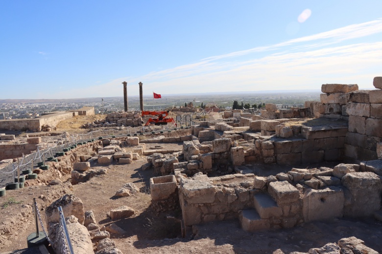 Urfa Kalesi'ndeki arkeoloji kazıları ve restorasyon çalışmalarından güncel görüntüler