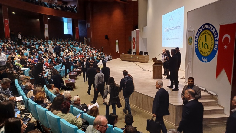 Dünya Neolitik Kongresi'nin ilk gününden ve Şanlıurfa Müzesi gezisinden fotoğraflar