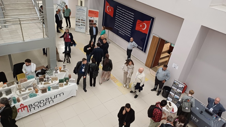 Dünya Neolitik Kongresi'nin ilk gününden ve Şanlıurfa Müzesi gezisinden fotoğraflar