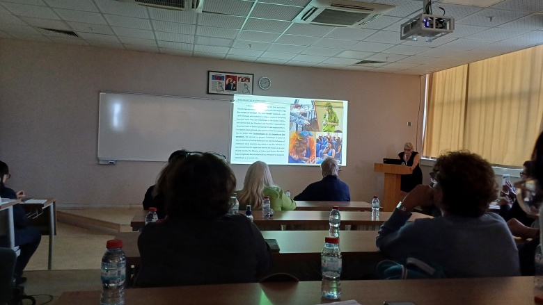 Dünya Neolitik Kongresi'nin ilk gününden ve Şanlıurfa Müzesi gezisinden fotoğraflar