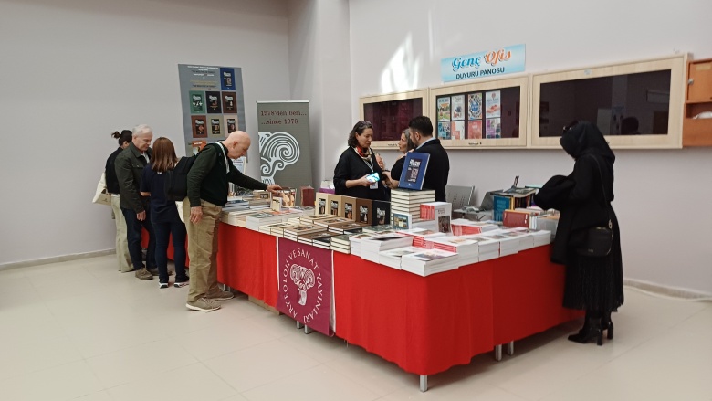 Dünya Neolitik Kongresi'nin ilk gününden ve Şanlıurfa Müzesi gezisinden fotoğraflar