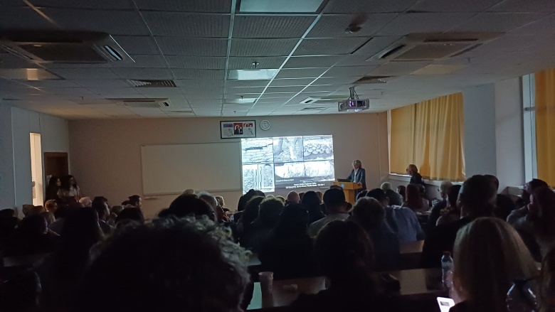 Dünya Neolitik Kongresi'nin ilk gününden ve Şanlıurfa Müzesi gezisinden fotoğraflar