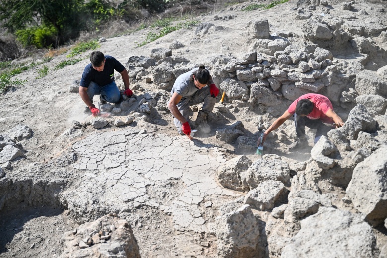 Ceyhan'daki Tatarlı Höyük arkeoloji kazılarının 17. sezonunda yeni bulgulara ulaşıldı