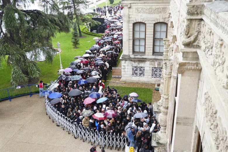 Türk Halkı Kurucu Lideri Atatürk'e minnet borcunu unutmadı: 10 Kasım manzaraları