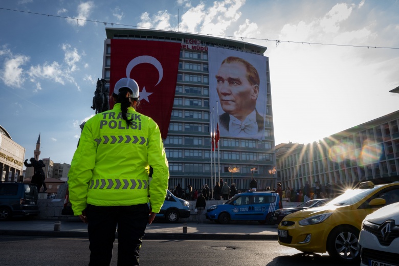 Türk Halkı Kurucu Lideri Atatürk'e minnet borcunu unutmadı: 10 Kasım manzaraları