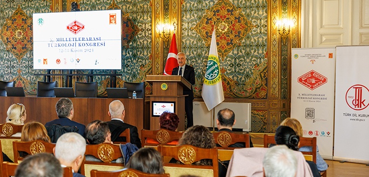 İstanbul'da X. Milletlerarası Türkoloji Kongresi başladı