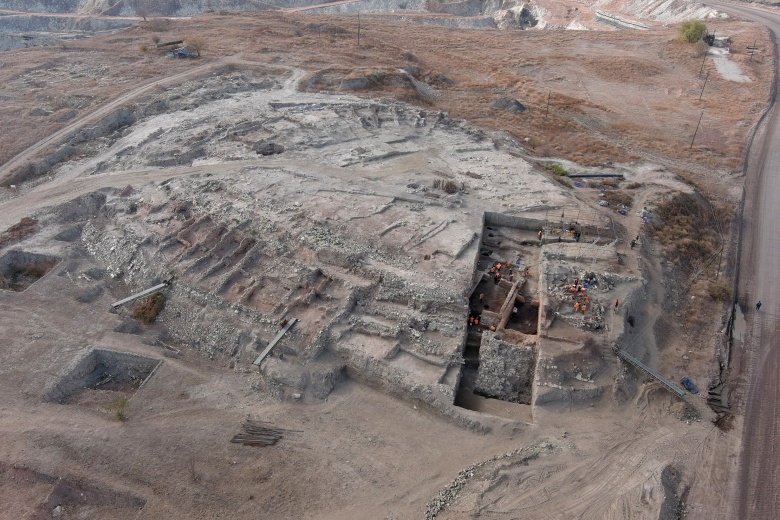 Kütahya'daki Seyitömer Höyüğü'nde Tunç Çağı'ndan kalma haşhaş ve nohut bulundu