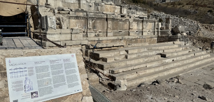 Sagalassos'ta Antoninler Çeşmesi'nden sonra Hadrianus Çeşmesi de restore ediliyor