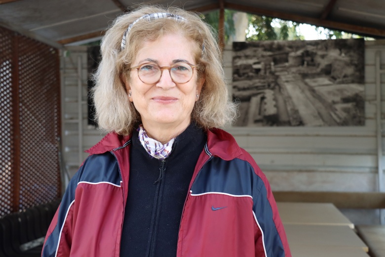 Antakya Antik Hipodrom'un çevresindeki arkeoloji kazılarda iki figürün parçası bulundu