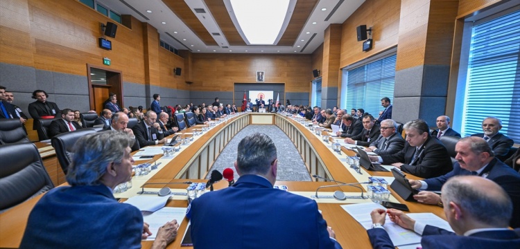 Gecekondu yıkımı kolaylaştıran torba kanun teklifi kabul edildi