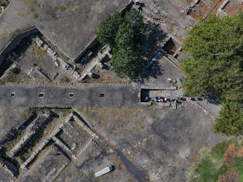 Bergama'daki Antik Asklepion günümüzde sağlık  misyonunu farklı şekilde sürdürüyor