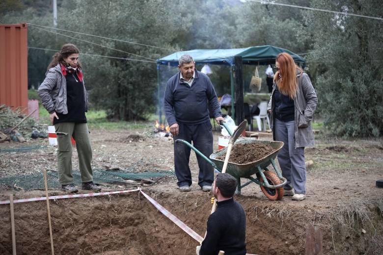 Hisardere Nekropolünden çıkarılan lahit ve mezar tipleri alanda sergilenecek