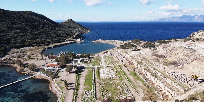 Knidos Antik Kentinin ana kilisesi ayağa kaldırılıyor