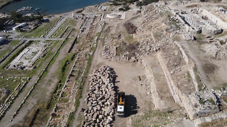 Knidos Antik Kenti'nin ana kilisesi ayağa kaldırılıyor