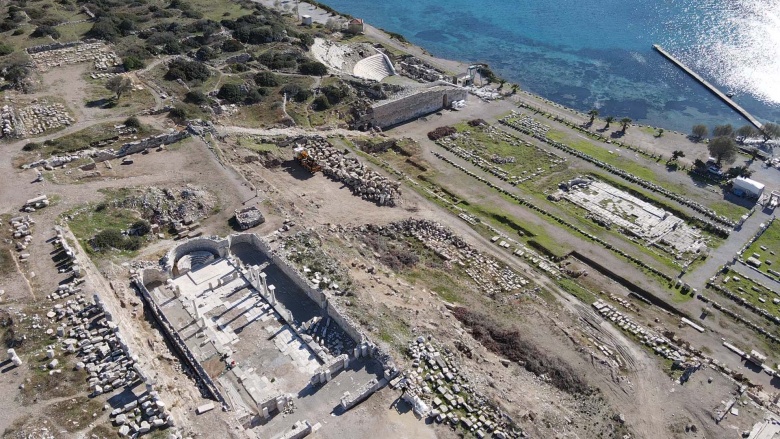 Knidos Antik Kenti'nin ana kilisesi ayağa kaldırılıyor