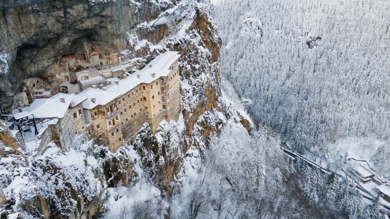 Sümela Manastırı'ndan kış manzaraları