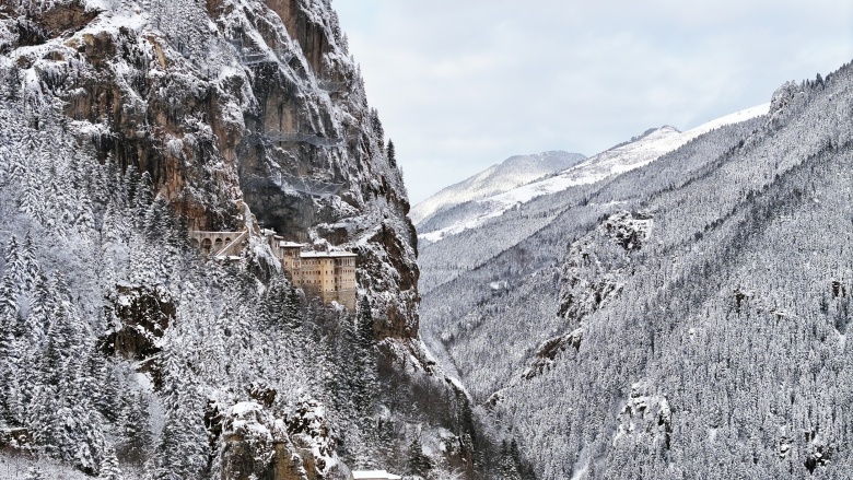 Sümela Manastırı'ndan kış manzaraları