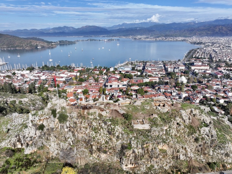 Fethiye Kalesi'nde arkeoloji kazıları sürüyor