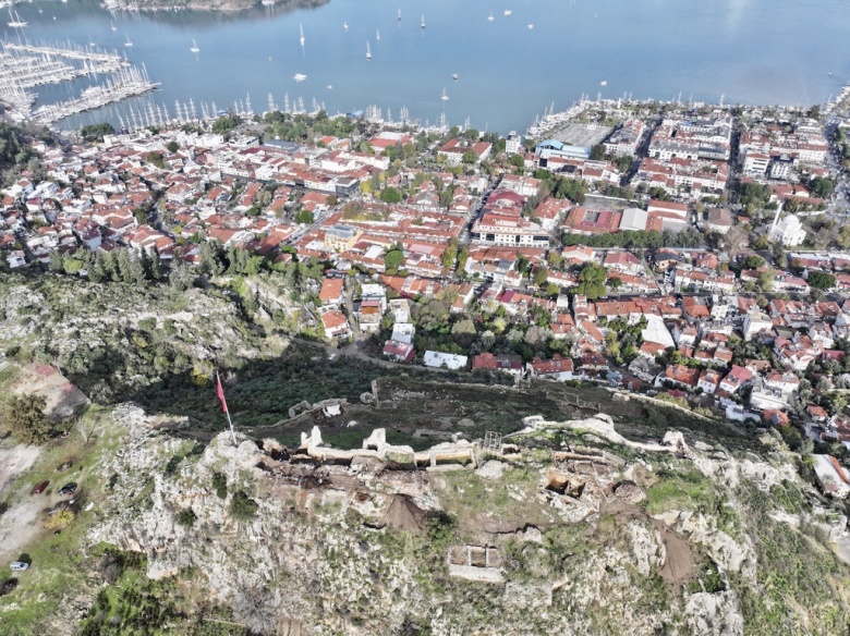 Fethiye Kalesi'nde arkeoloji kazıları sürüyor