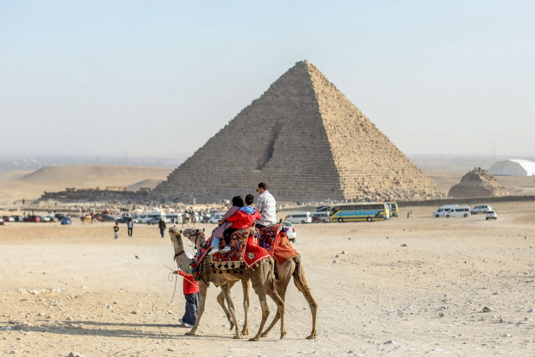 Giza Piramitleri; Keops, Kefren ve Mikerinos