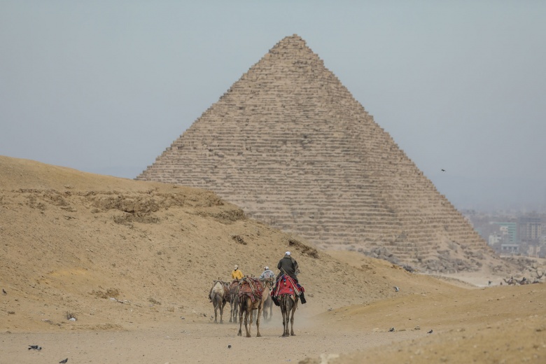 Giza Piramitleri; Keops, Kefren ve Mikerinos