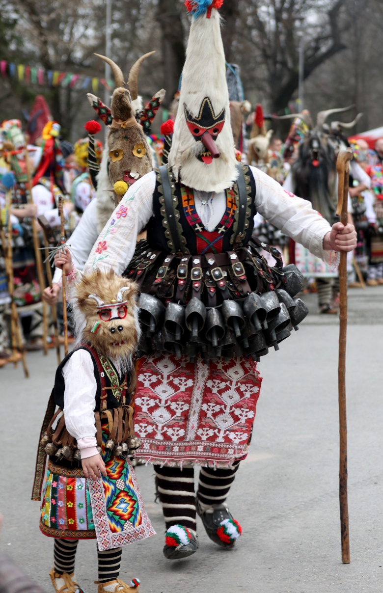 Yambol Kukerlandiya Maskeli Festivali'nde pagan ritüelleri canlandırıldı