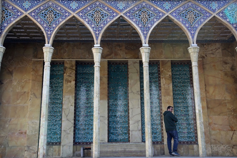 Saib-i Tebrizi’nin anıt mezarı