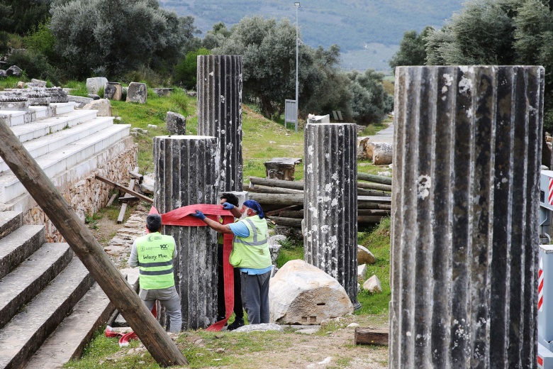 Euromos Antik Kenti'ndeki Zeus Tapınağı restore ediliyor