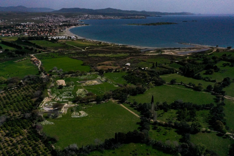 Teos Antik Kenti'ndeki Dionysos tapınağı restore ediliyor